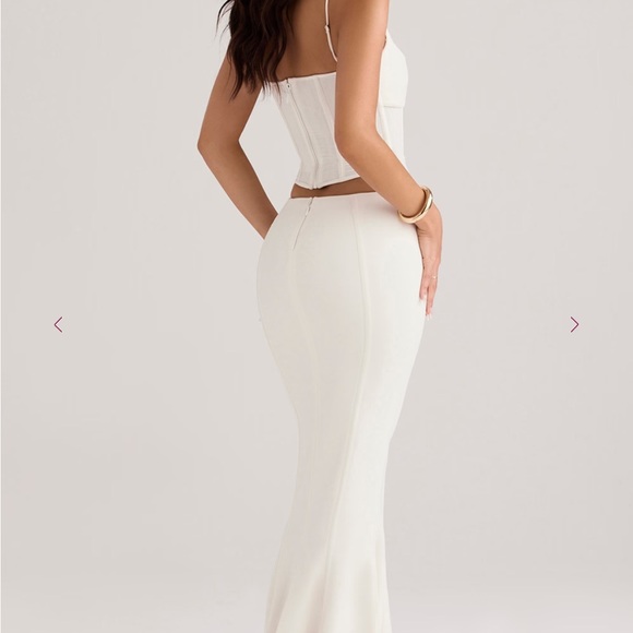 House of CB PALOMA Ivory Corset Maxi Dress - Picture 4 of 9